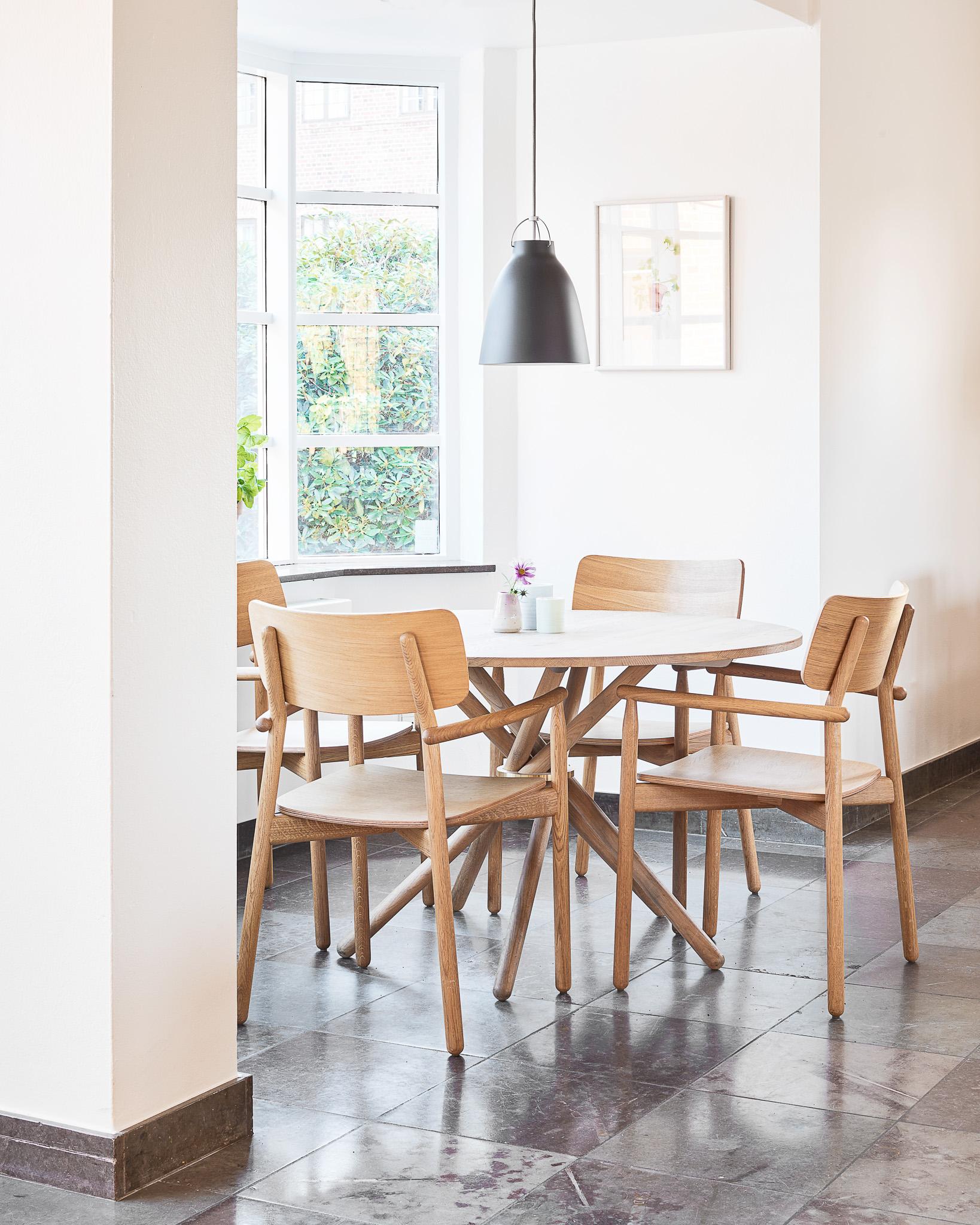 Hector Light Oak Dining Table 120 by Eberhart Furniture en vente 5