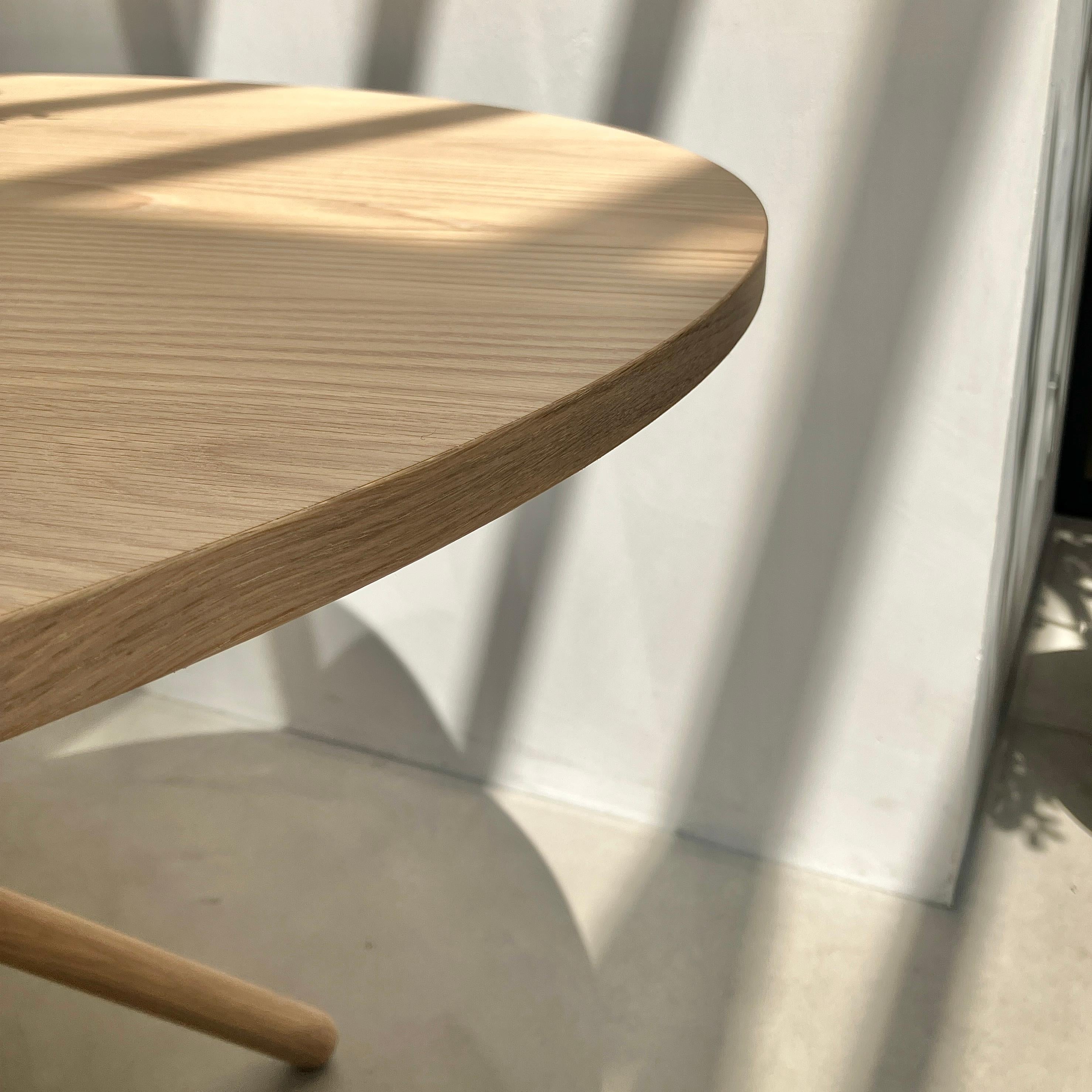 Danois Hector Light Oak Dining Table 140 by Eberhart Furniture en vente