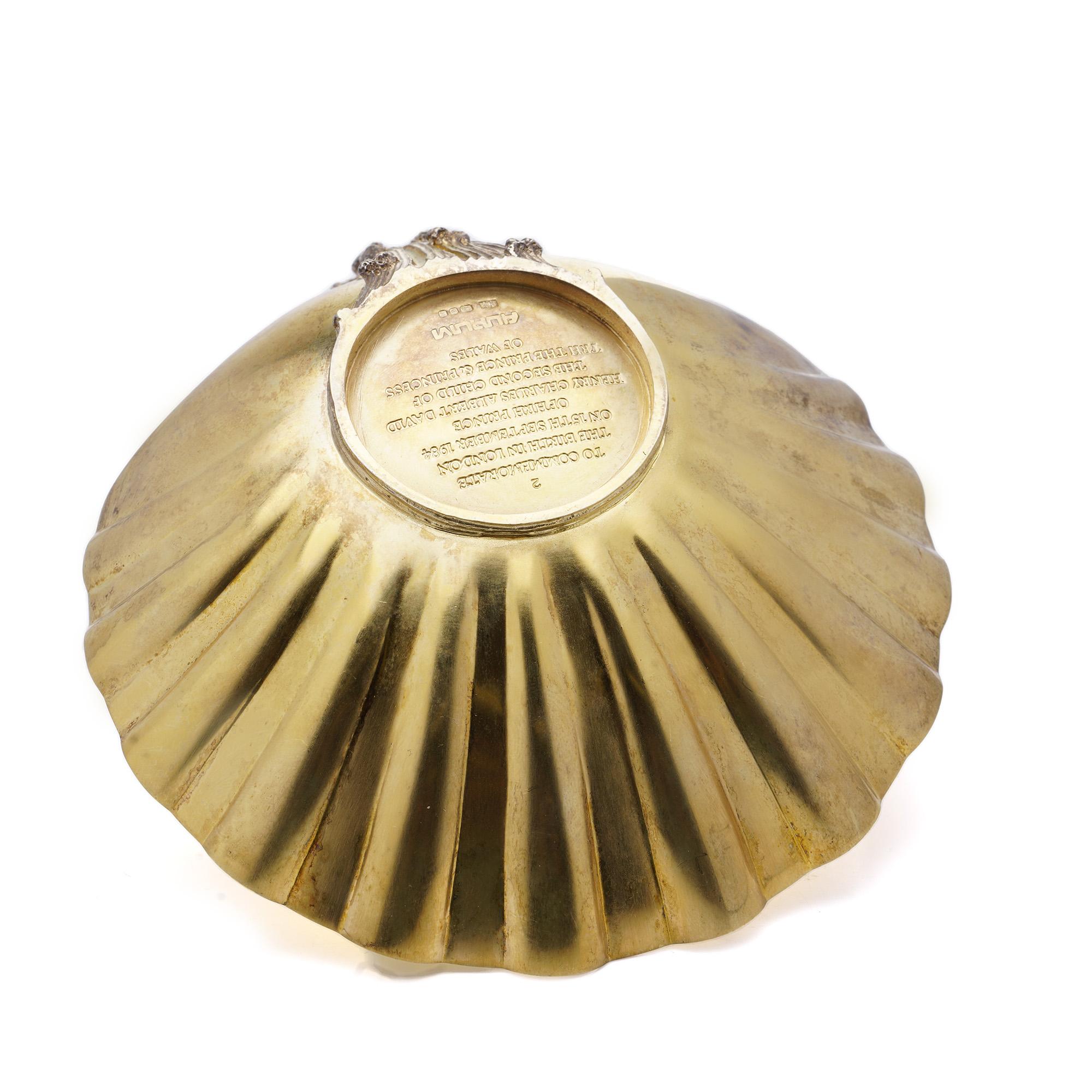 Piatto commemorativo in argento massiccio A. Miller con marchio di Londra 1984 In condizioni buone a Braintree, GB