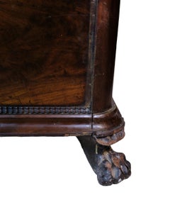 Dark Green Cabinet Columns with Flowers Decoration from the 1836