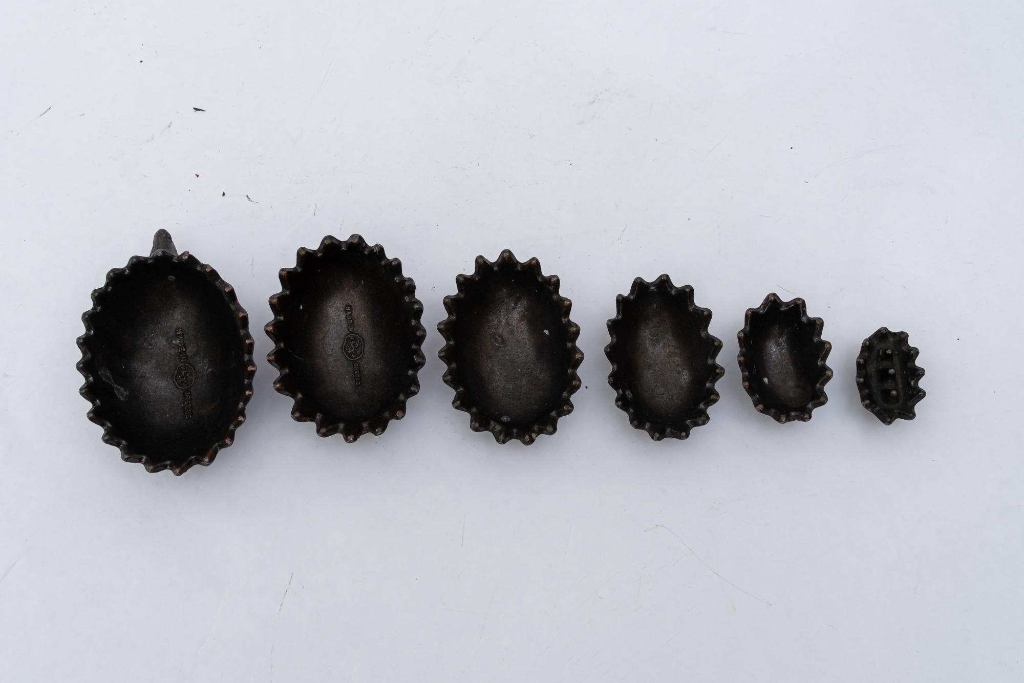 Hedgehog-Aschenbecher, Wien, ca. 1950er Jahre (Mitte des 20. Jahrhunderts) im Angebot