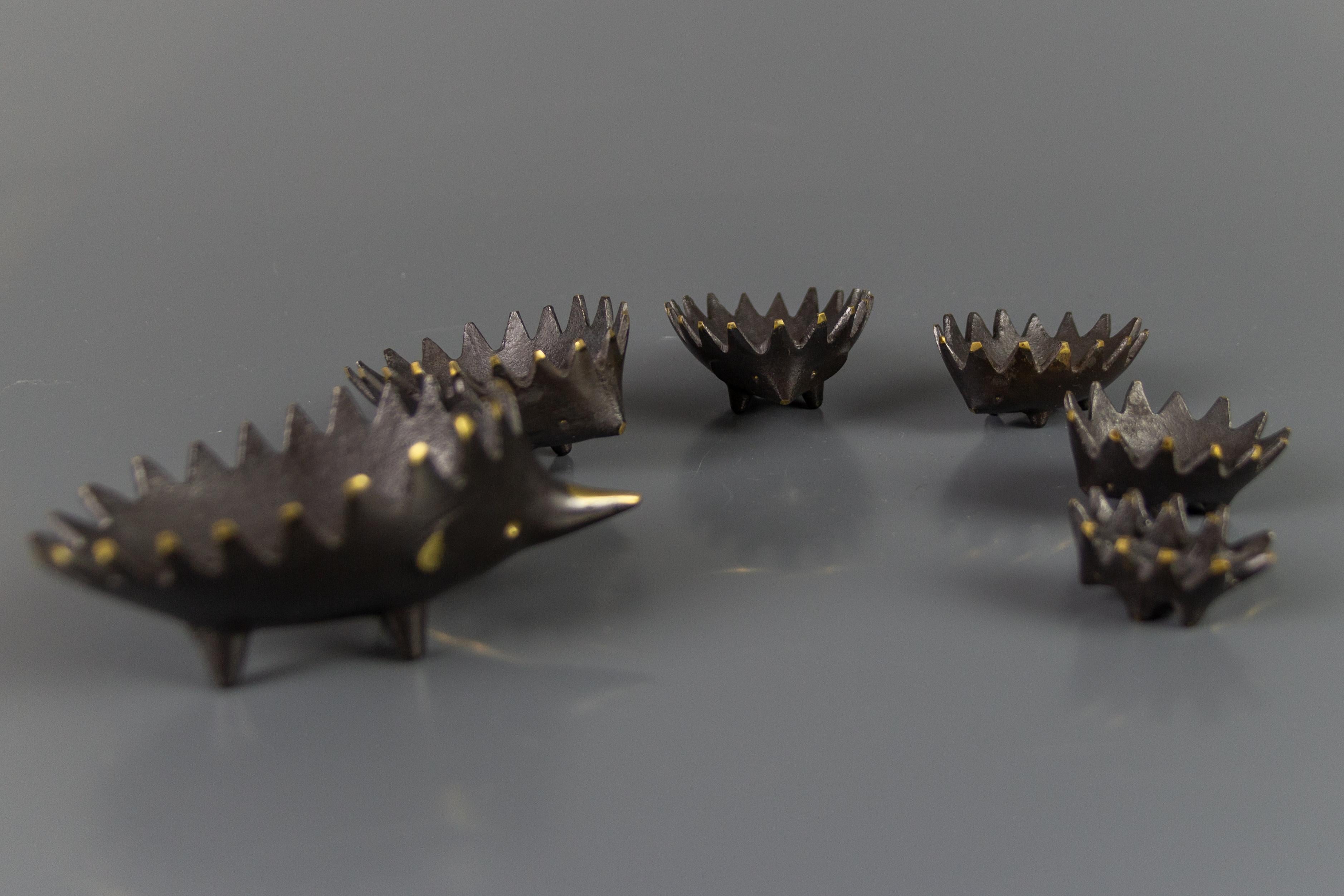 Hedgehog Sculpture Stackable Ashtrays, 1950s 3