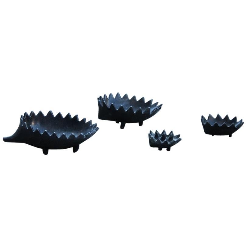 Hedgehog-Shaped Stackable Ashtrays in Cast Metal Design 1970s Italian