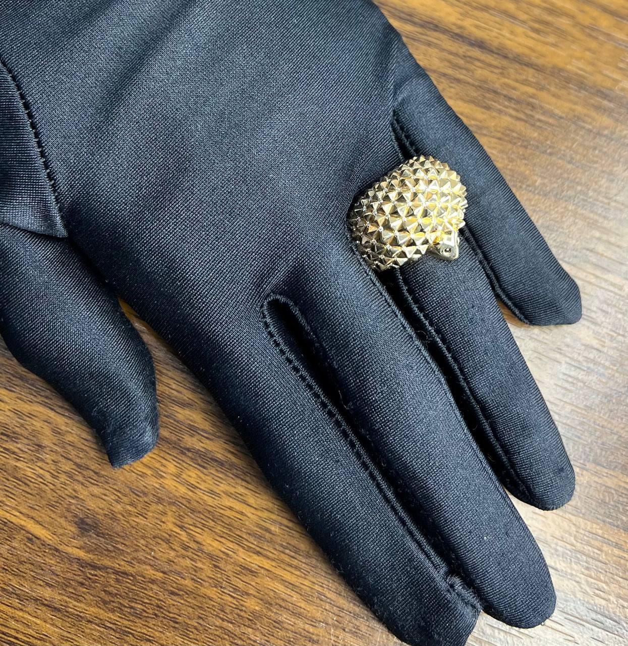 Hedgehog Spikey Emerald Eyes 18K Gold Statement Unique Cute Animal Ring For Sale 7