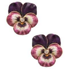 Hedges & Co. Boucles d'oreilles pansy Art Nouveau en or 14 carats et émail avec diamants, 1900