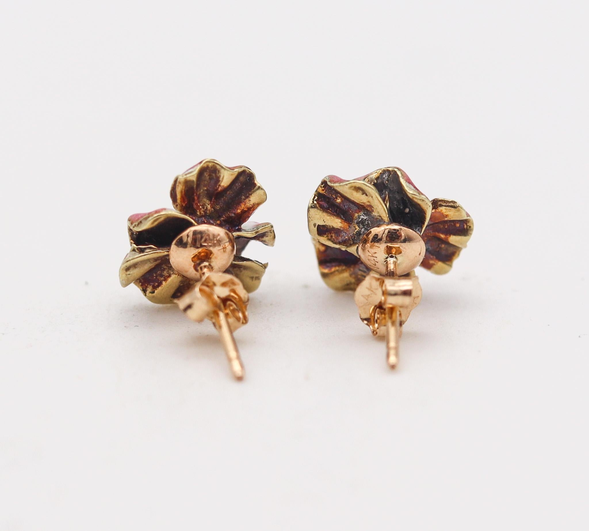 Hedges & Co 1905 Art Nouveau Pansy Flowers Stud Earrings In 14Kt Gold With Pearl In Excellent Condition In Miami, FL