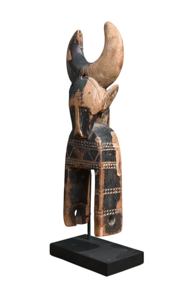 Hedle Pulley vom Stamm der Baoulé / Baule Tribe, Elfenbeinküste (Stammeskunst) im Angebot