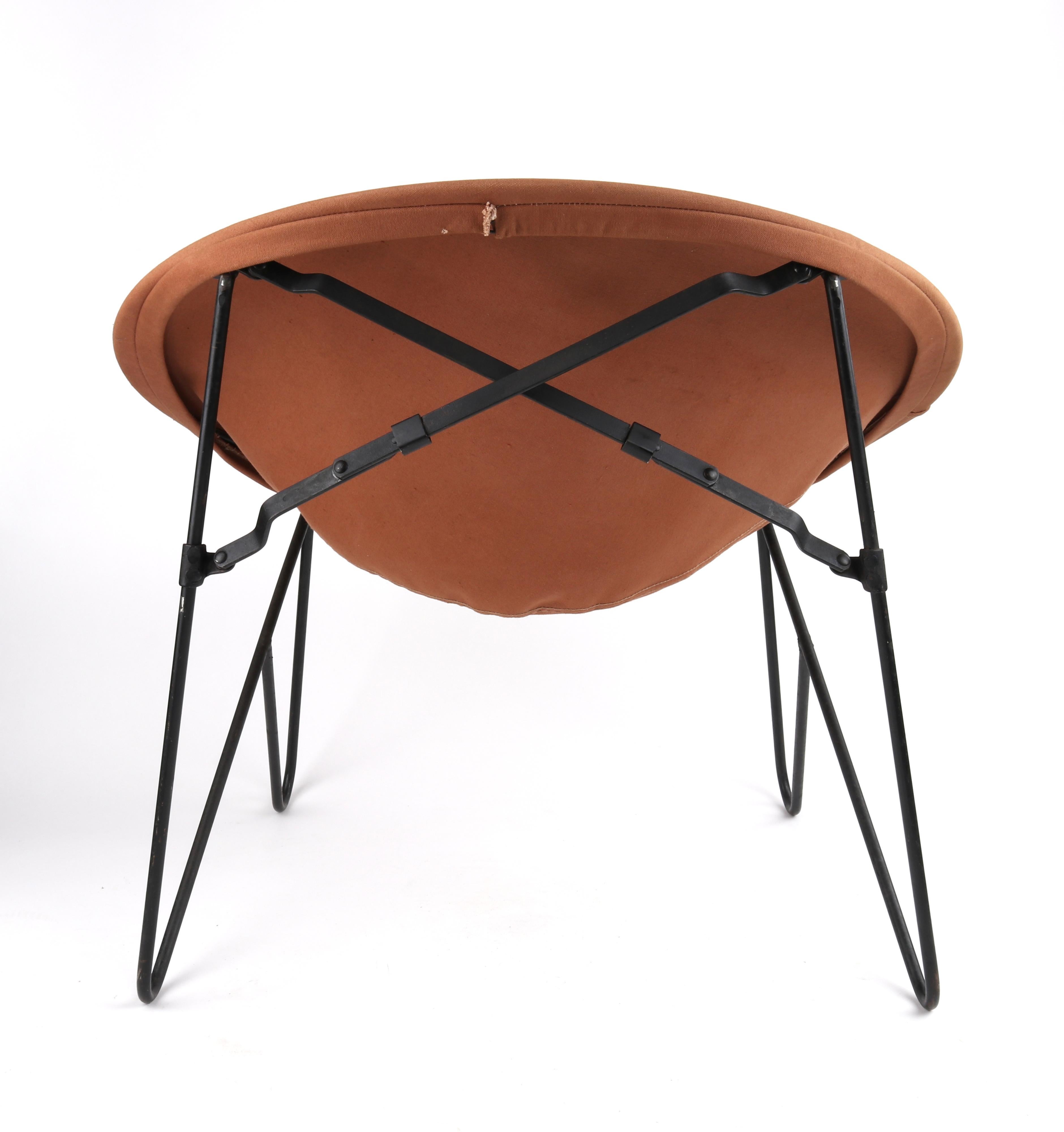 Hedstrom 1950's Metal Frame Saucer Folding Hoop Circle Lounge Chair Hair Pin Leg Bon état - En vente à Thiensville, WI