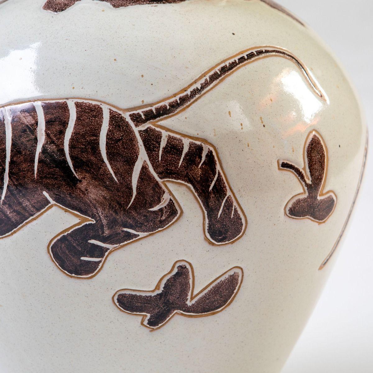 20ième siècle Hedwig Bollhagen Ceramic Vase with Tiger Motif, Signed and Dated 1939 en vente