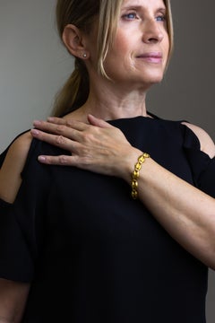 Bracciale "A Link" in oro giallo 22 carati Hefty