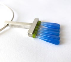 Collar colgante Heidi Abrahamson de plata de ley y ónice azul Architectural Modern