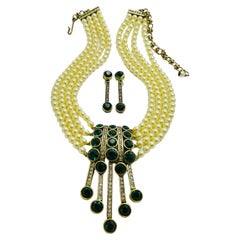 Vintage HEIDI DAUS signed gold emerald crystal pearl necklace earrings designer set