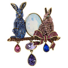 Heidi Daus Spring Sparkle Squad Crystal Accented Bunny Pin Brooch New in Box
