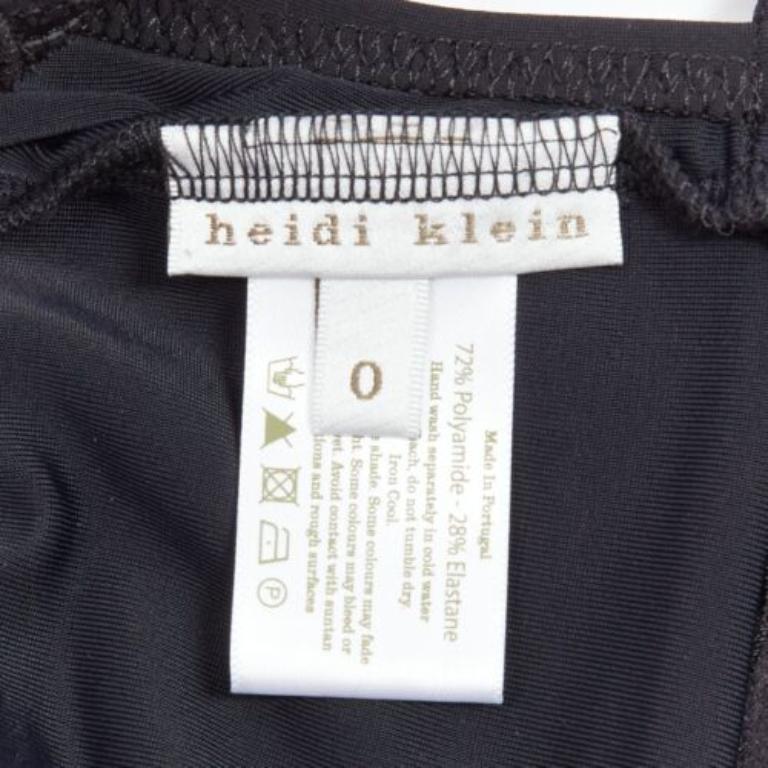HEIDI Klein, costume da bagno intero senza schienale e svolazzante con logo in oro nero US0 XS in vendita 4