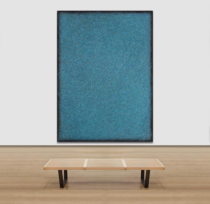 El Infinito Azul Claro de Heidi Thompson es un hipnotizador estudio de textura, profundidad y luminosidad, que ejemplifica su característico enfoque de los campos de color meditativos. Esta composición abstracta presenta innumerables y delicadas