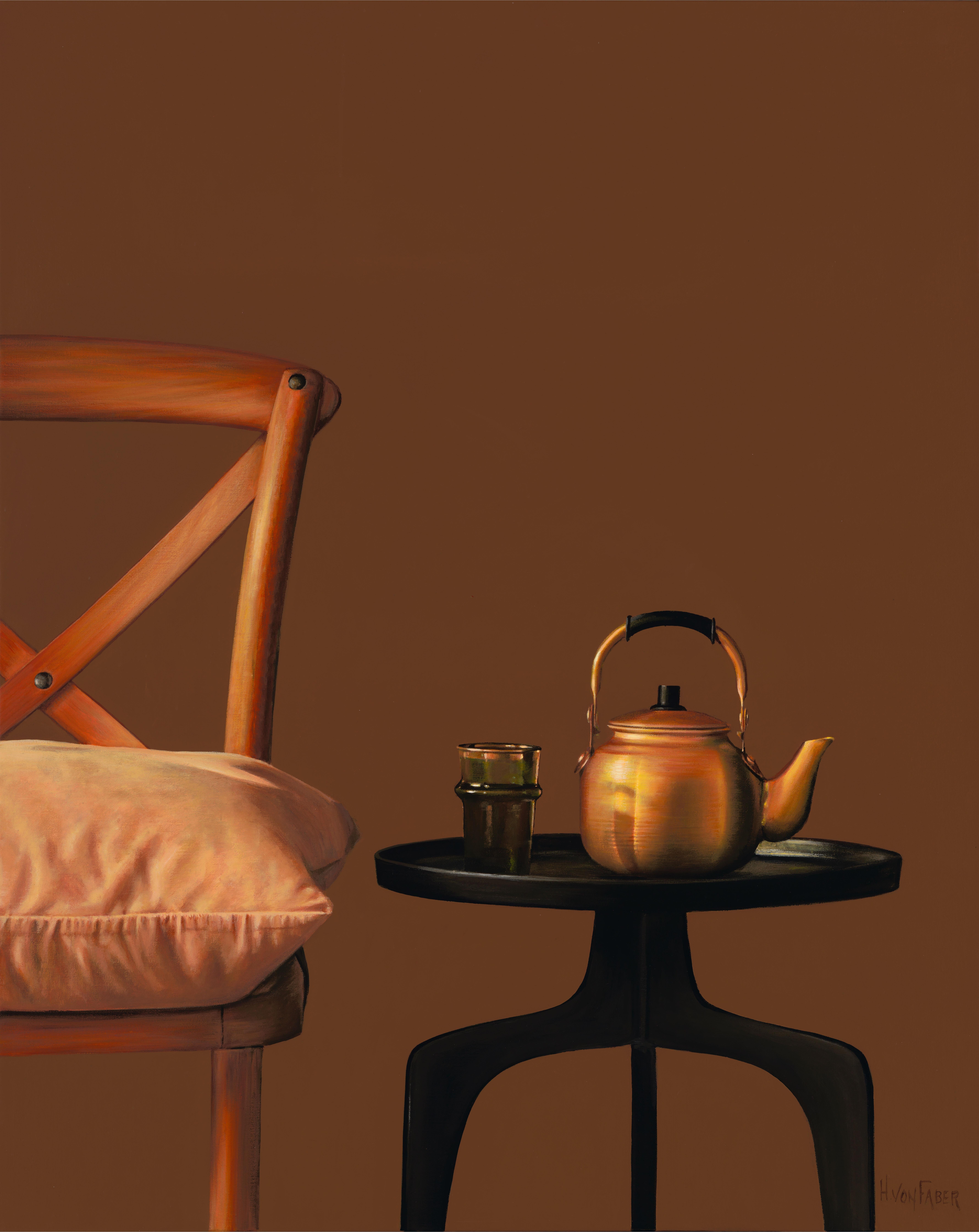 Heidi von Faber Figurative Painting - Chair with Golden Tea Pot-21st Contemporary Dutch Realistic Still-life painting 