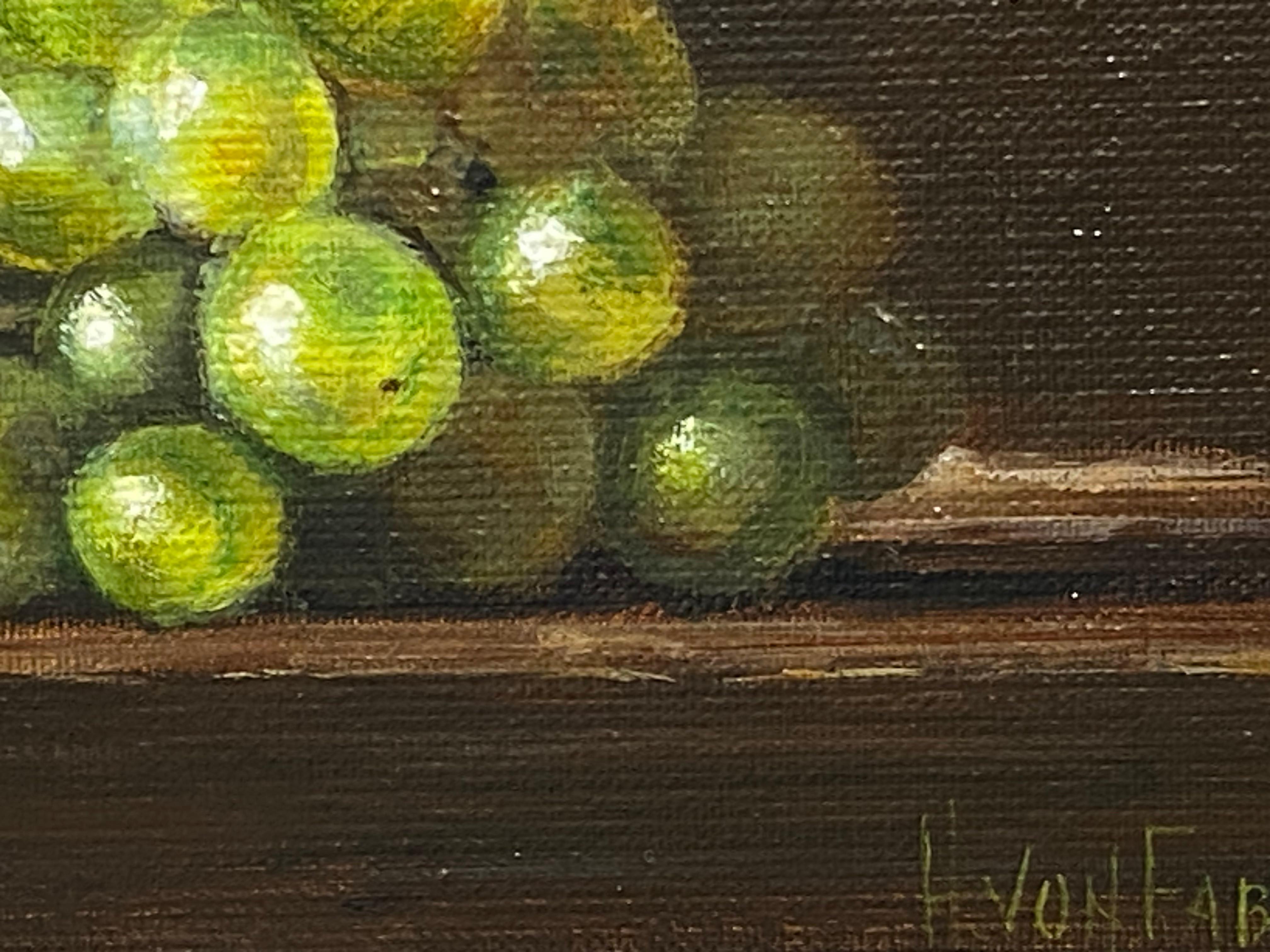 Uvas - Pintura realista de bodegón del siglo XXI - Painting Contemporáneo de Heidi von Faber