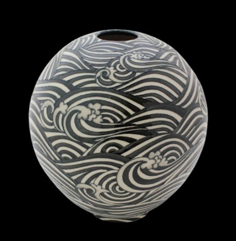 Heidi Warr Vase In New Condition For Sale In Chipping Campden, GB