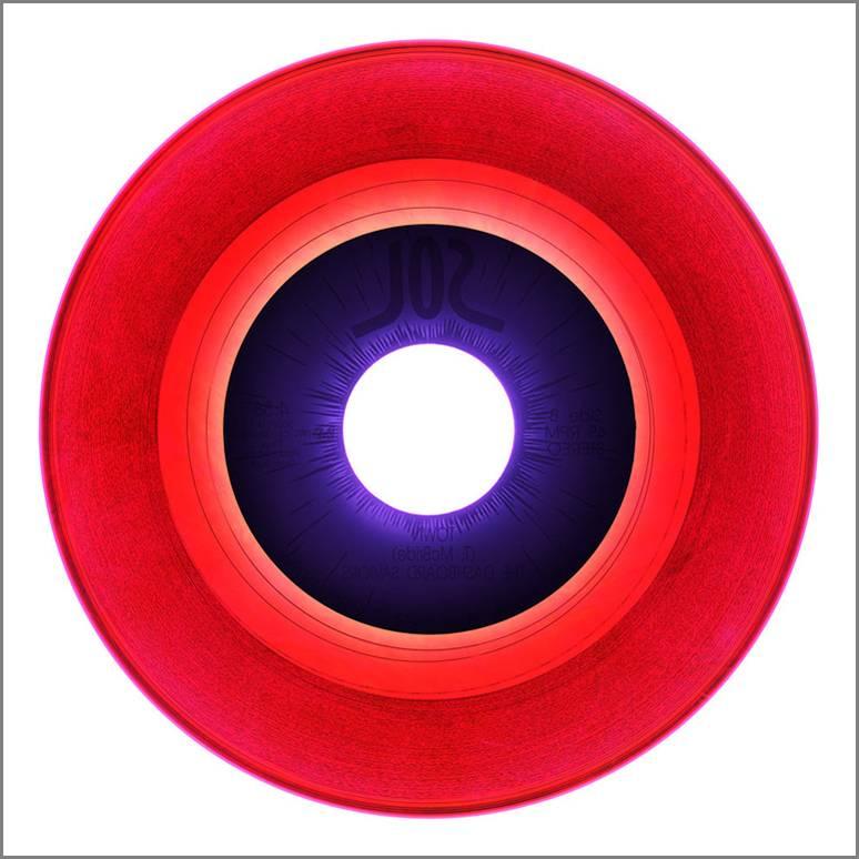 Print Heidler & Heeps - Collection B Side Vinyl, B Side (Cerise) - Photogrpahy conceptuel en couleur Pop Art