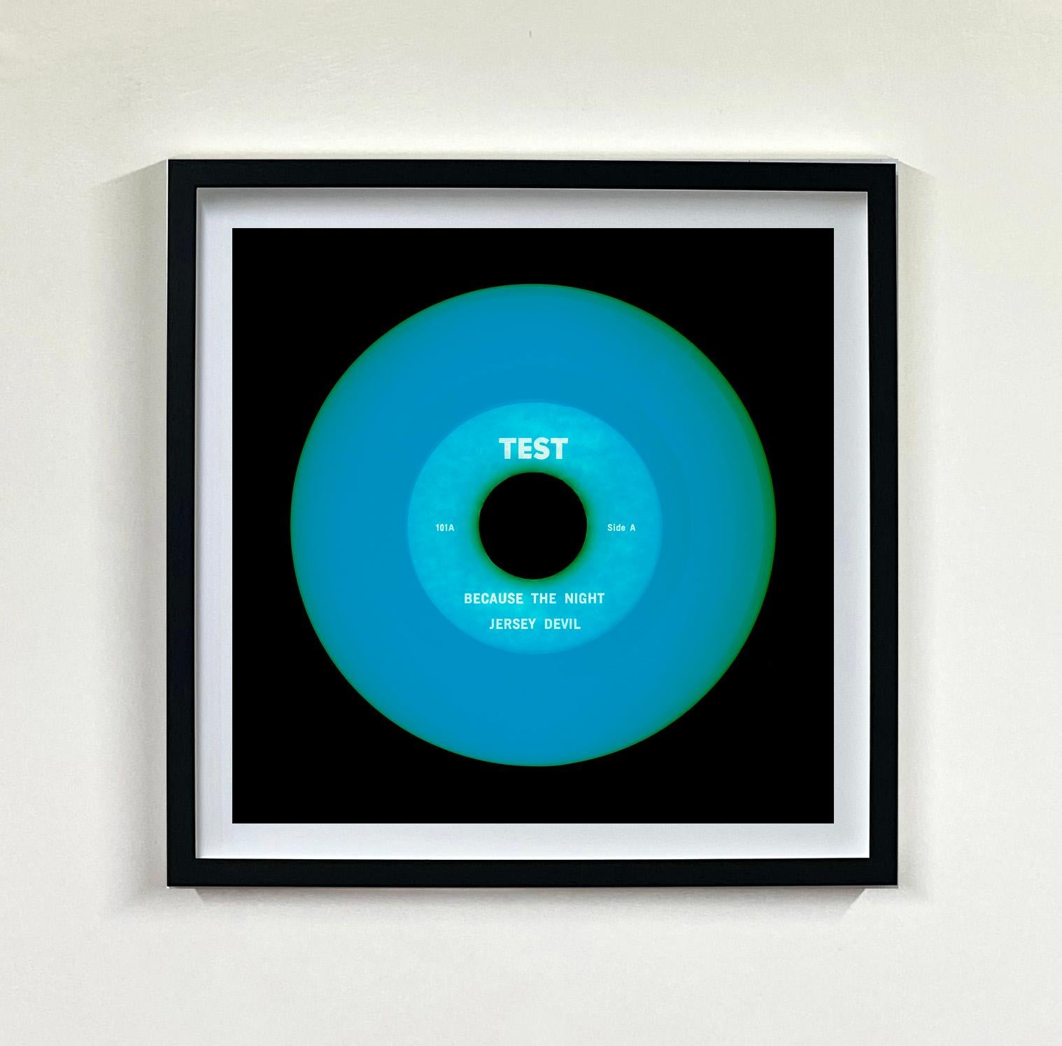 Vinyl Kollektion Blues Trio - Pop Art Farbfotografie (Grau), Print, von Heidler & Heeps