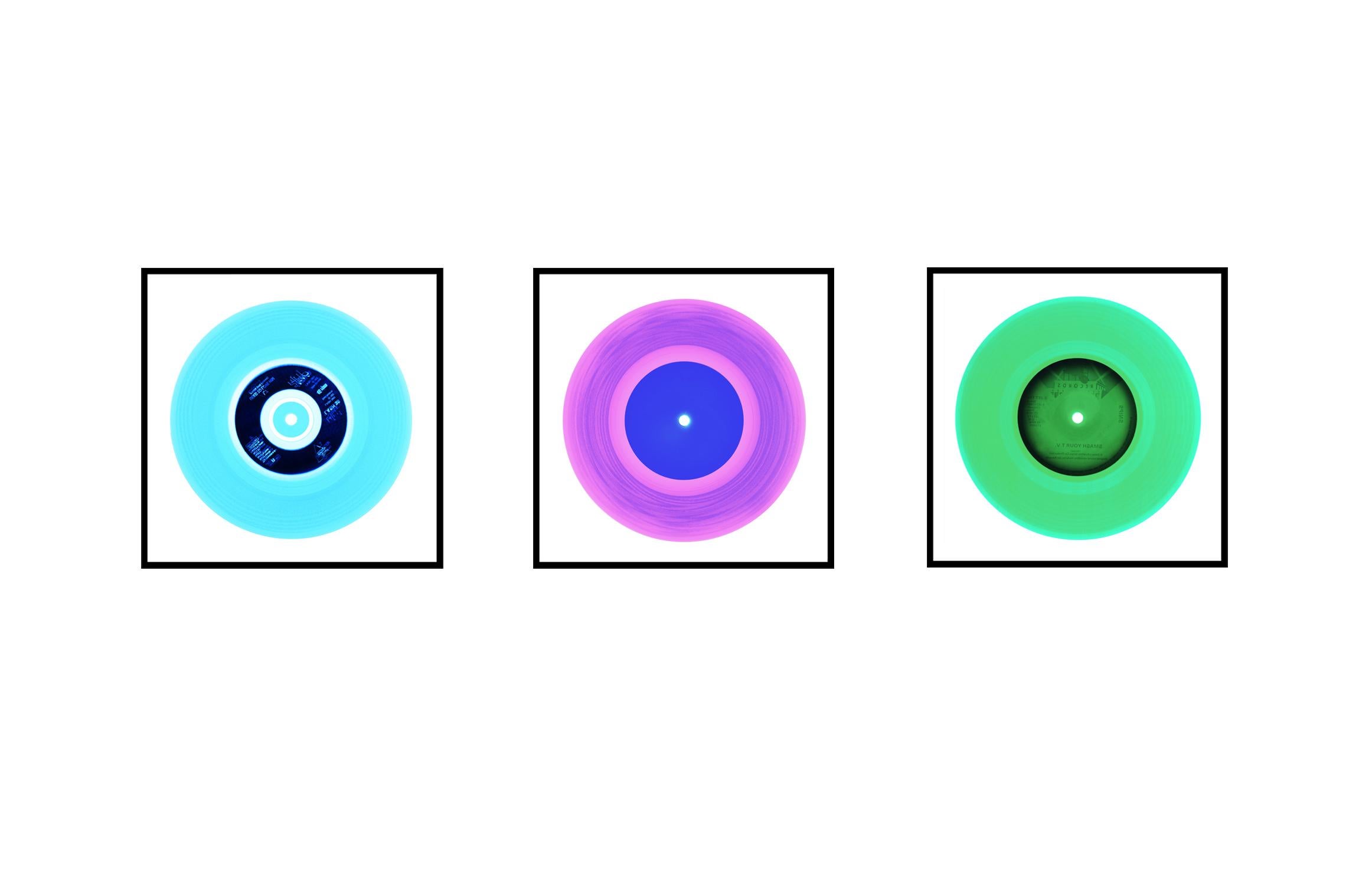 Cette annonce concerne trois œuvres d'art de la Collection Vinyle de Heidler & Heeps. Chaque œuvre d'art mesure 24 