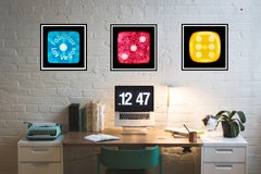 Serie Dados - Uno, Tres, Seis - Tres Fotografía pop art contemporánea en color