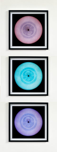Vinyl Collection Lavender Blue Mauve Tre Fotografia Pop Art a colori con cornice