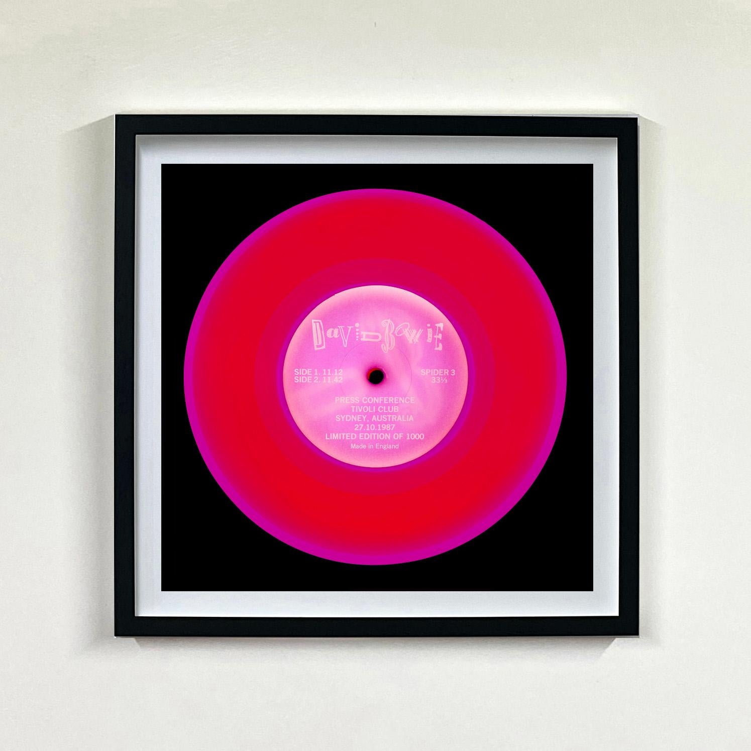 Lot de trois encadrements Pop Art Vinyl Collection Red Green Purple Color Photography en vente 1