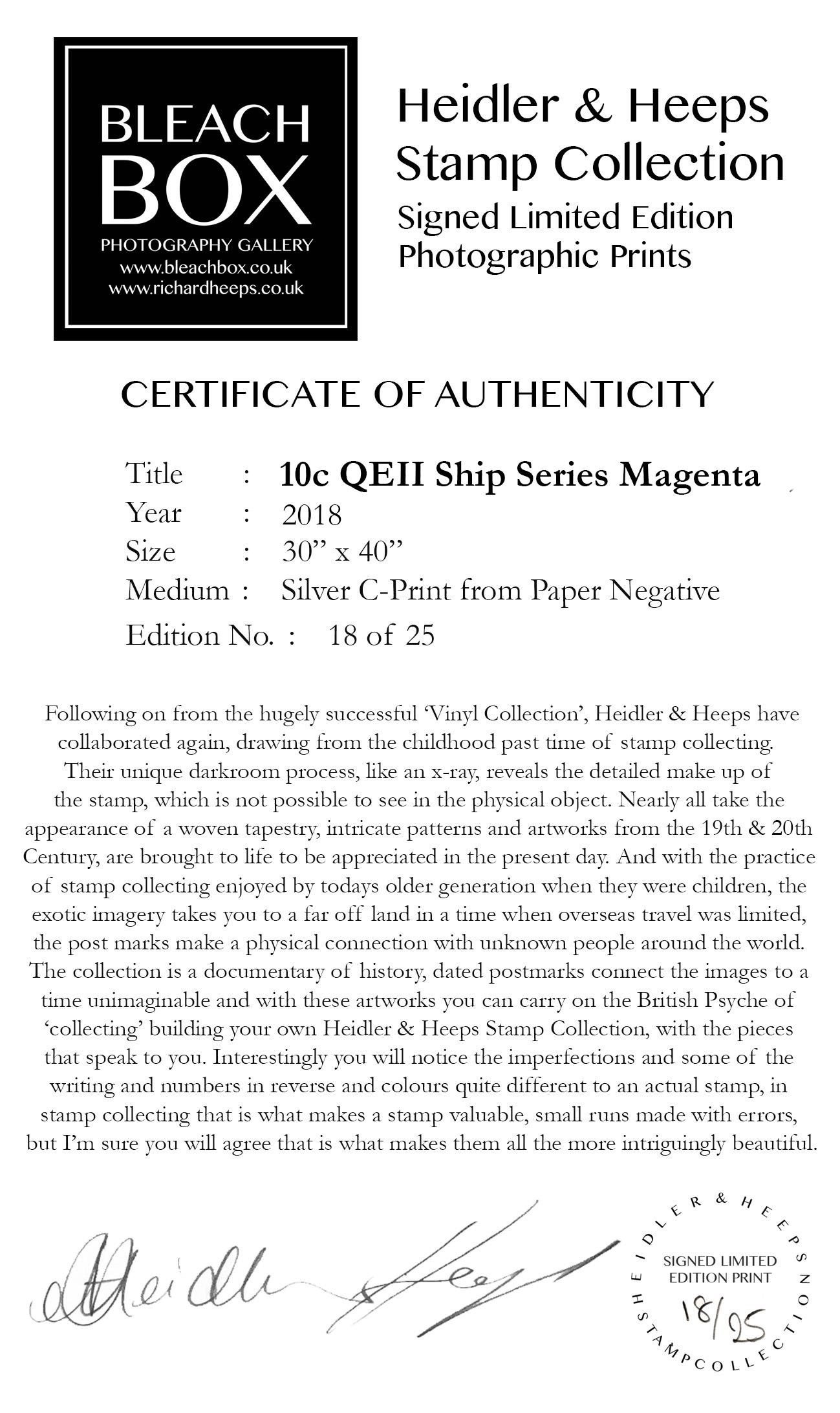 Collezione di francobolli di Singapore, 10c QEII Ship Series Magenta - Foto Pop Art a colori - Print Viola di Heidler & Heeps