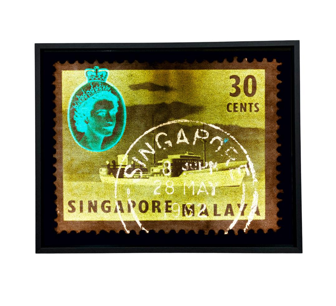 Collection de timbres de Singapour, 30 Cents QEII - Tanker à huile kaki - Photo couleur Pop Art - Print de Heidler & Heeps