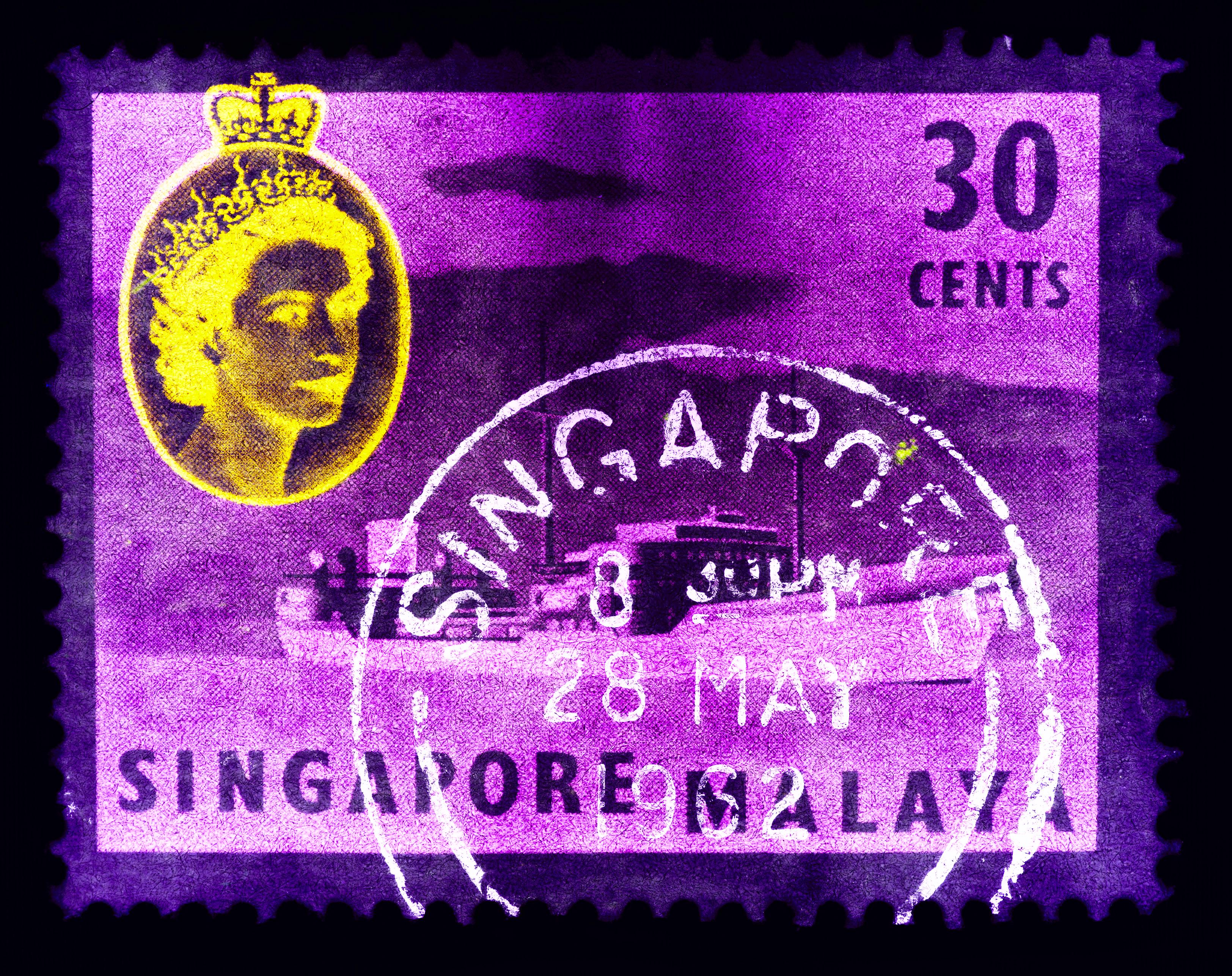 Heidler & Heeps Print – Singapurer Stempelkollektion, 30c QEII Öltanker in Lila – Pop-Art-Farbfoto