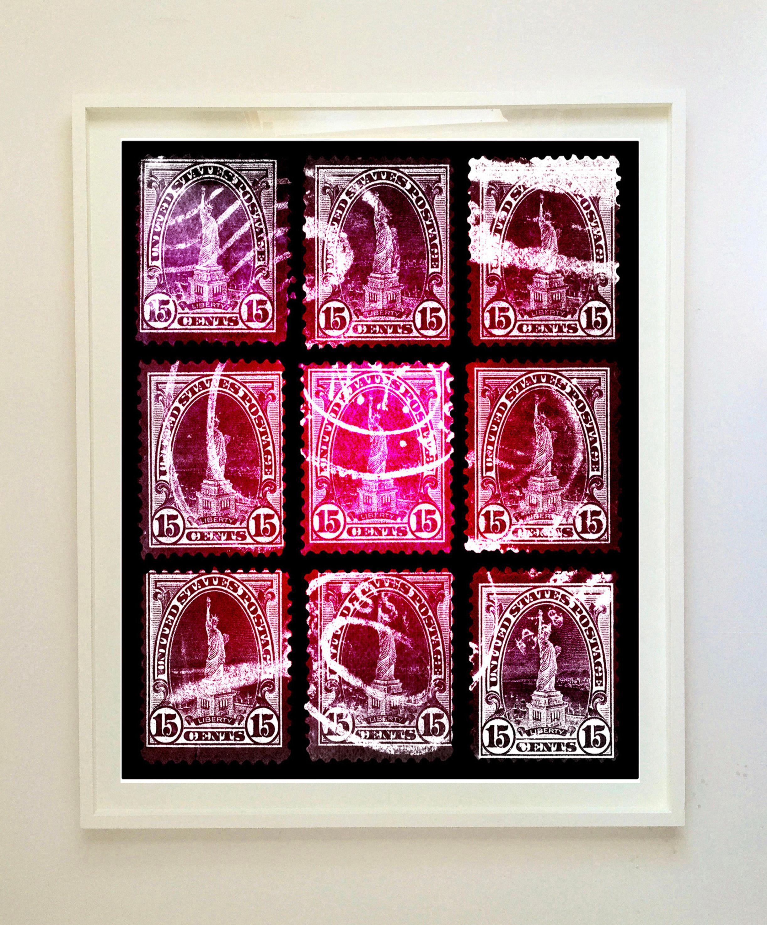 Collezione di francobolli, Liberty (mosaico gradiente) - Fotografia Pop Art a colori - Photograph Concettualismo di Heidler & Heeps