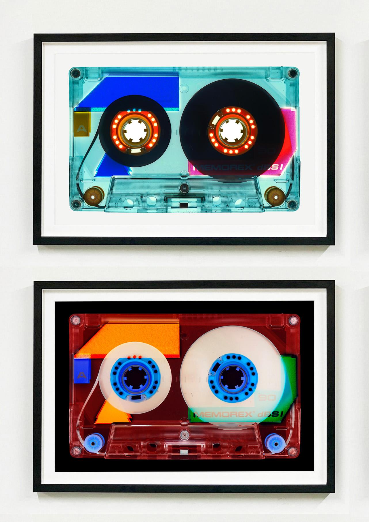 Tape Collection, 90 Minutes A Side - Photographie couleur pop art contemporaine - Noir Print par Heidler & Heeps