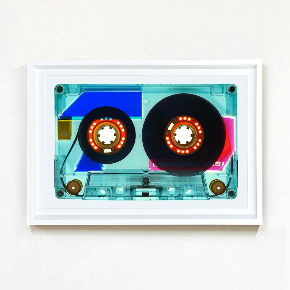 Tape Collection 90 Minutes Vintage Blue - Zeitgenössische Pop Art Farbfotografie (Pop-Art), Print, von Heidler & Heeps