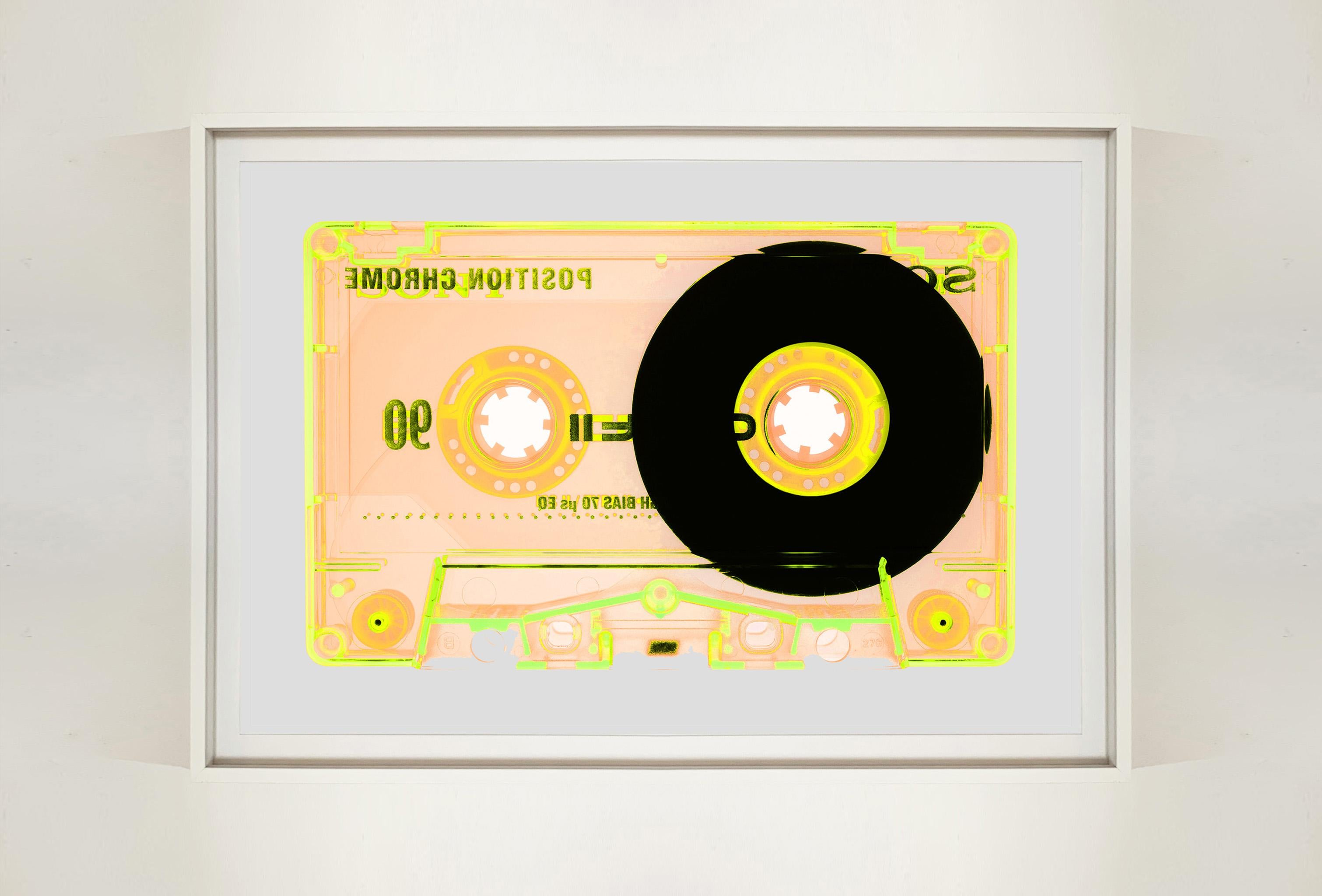 Chrome Tutti Frutti, de la collection de bandes Heidler & Heeps - The B Sides.
Les collaborations Heidler & Heeps sont des représentations créatives du passé personnel et de la personnalité de Natasha Heidler et Richard Heeps. Les bandes sont