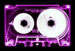Collection Tape - Cassette rose teintée - Music Pop Art conceptuel en couleurs