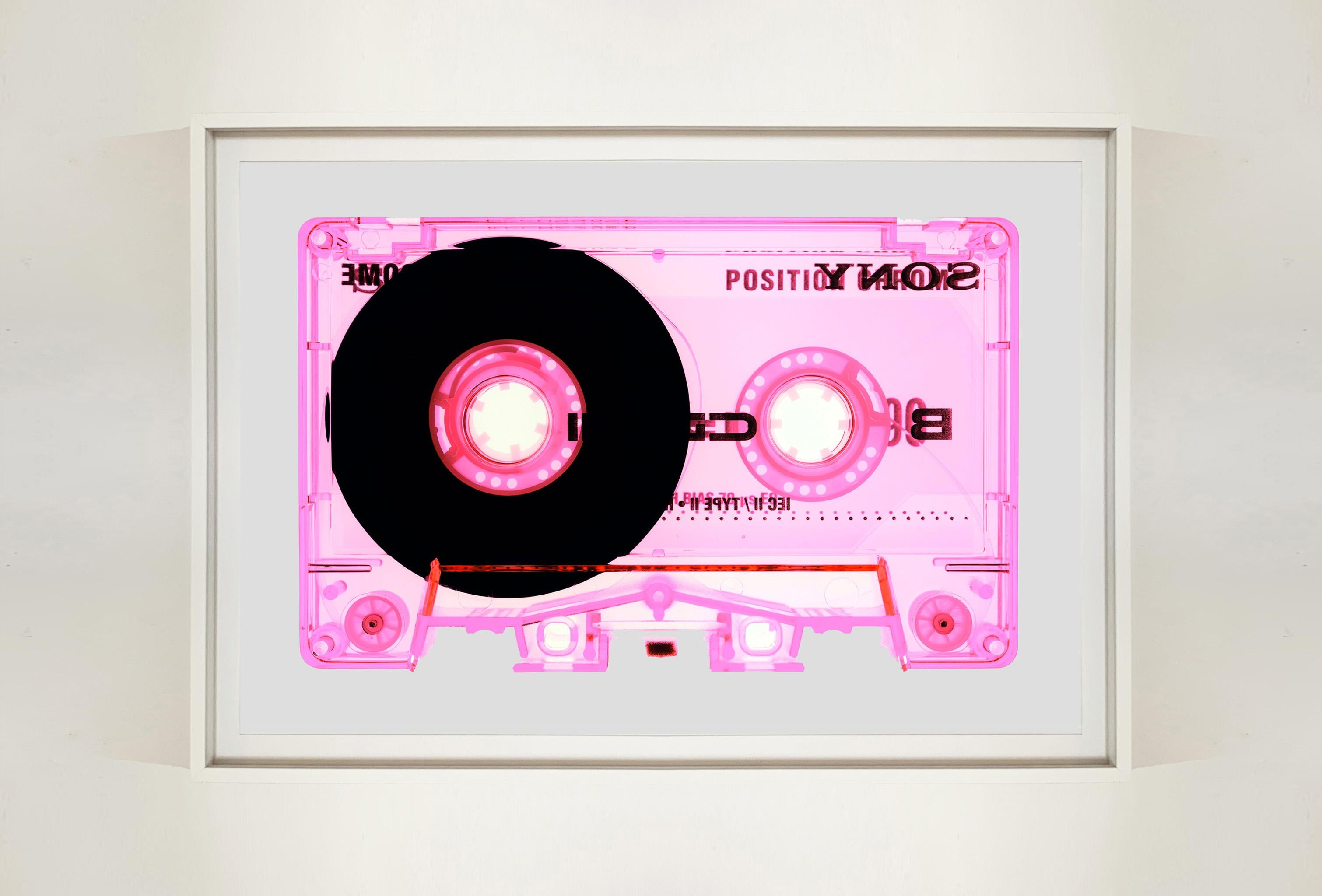 Tape-Kollektion, Typ II Rosa - Zeitgenössische Pop-Art-Farbfotografie (Pink), Color Photograph, von Heidler & Heeps