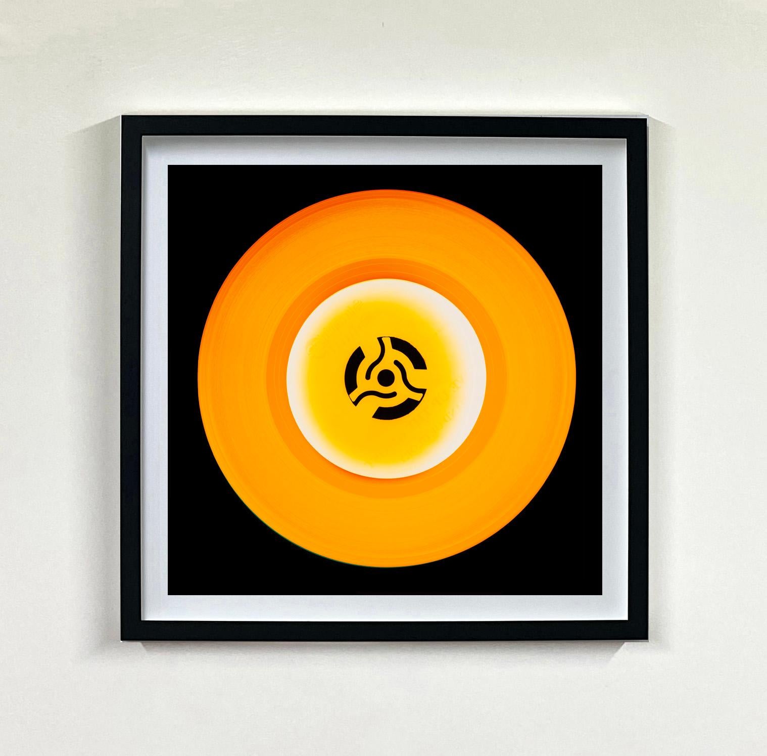 Colección Vinilo 10 Piezas Instalación Multicolor - Fotografía Pop Art Color - Print de Heidler & Heeps