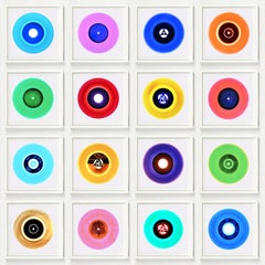 Collection Vinyl - Installation de 16 pièces multicolore - Photographie couleur Pop Art