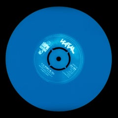 Vinyl-Kollektion, Hergestellt in England - Blau, Konzeptionell, Pop-Art-Farbfotografie