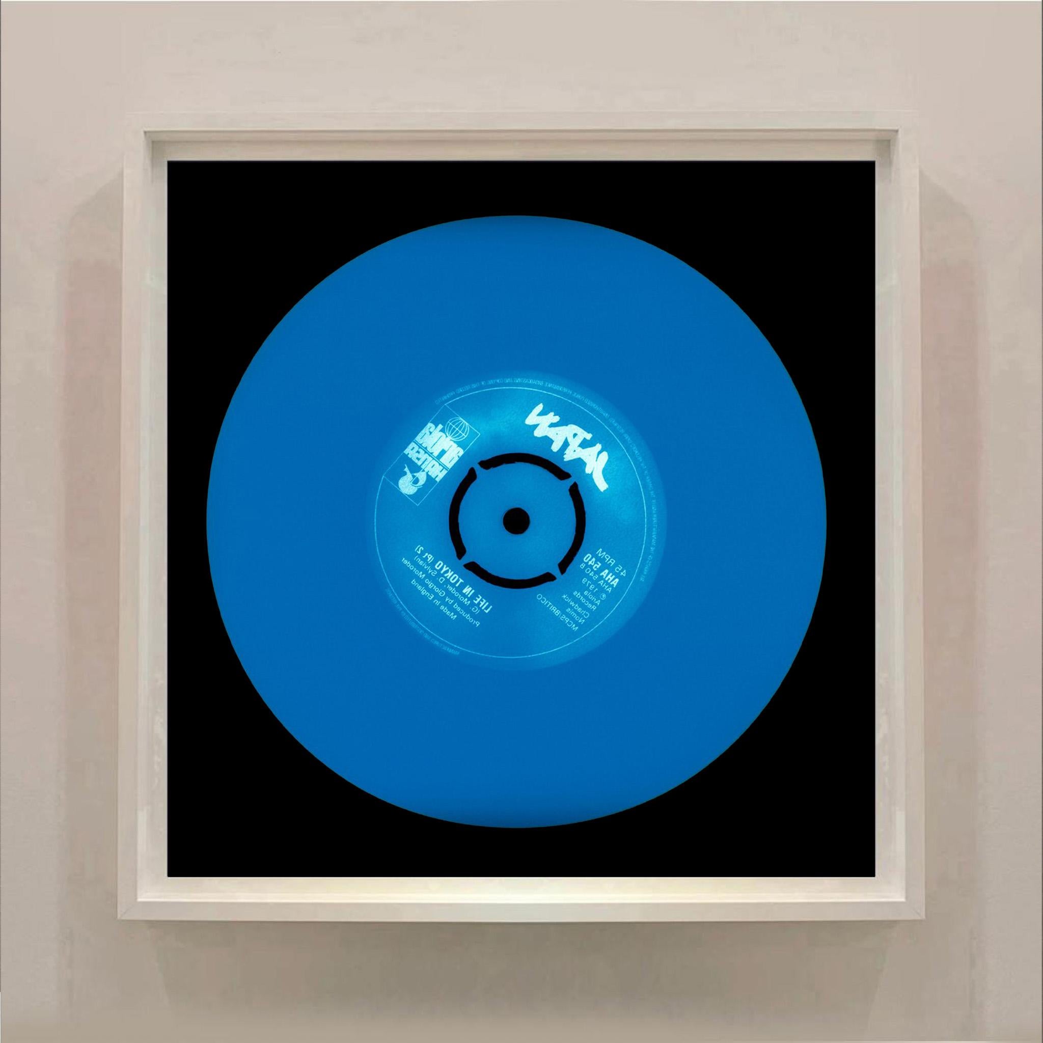 Colección Vinilo - Made in England - Fotografía conceptual, Pop Art en color - Photograph de Heidler & Heeps