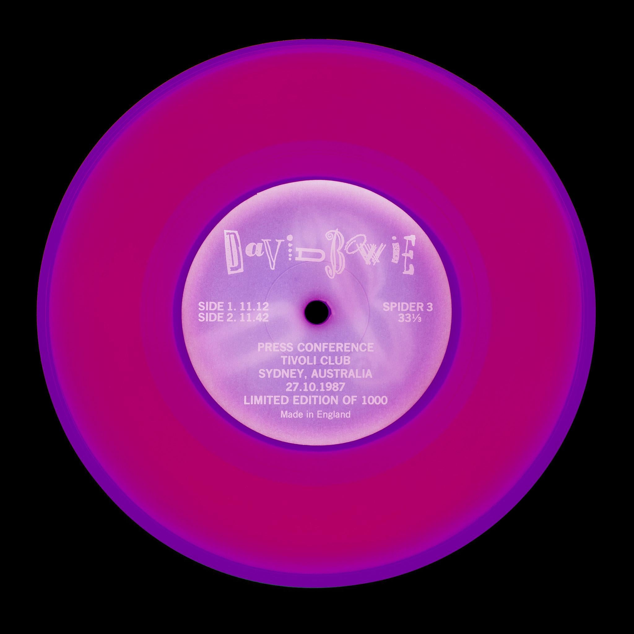 Print Heidler & Heeps - Collection Vinyl conférence presse (rose fuchsia) - Photographie couleur Pop Art