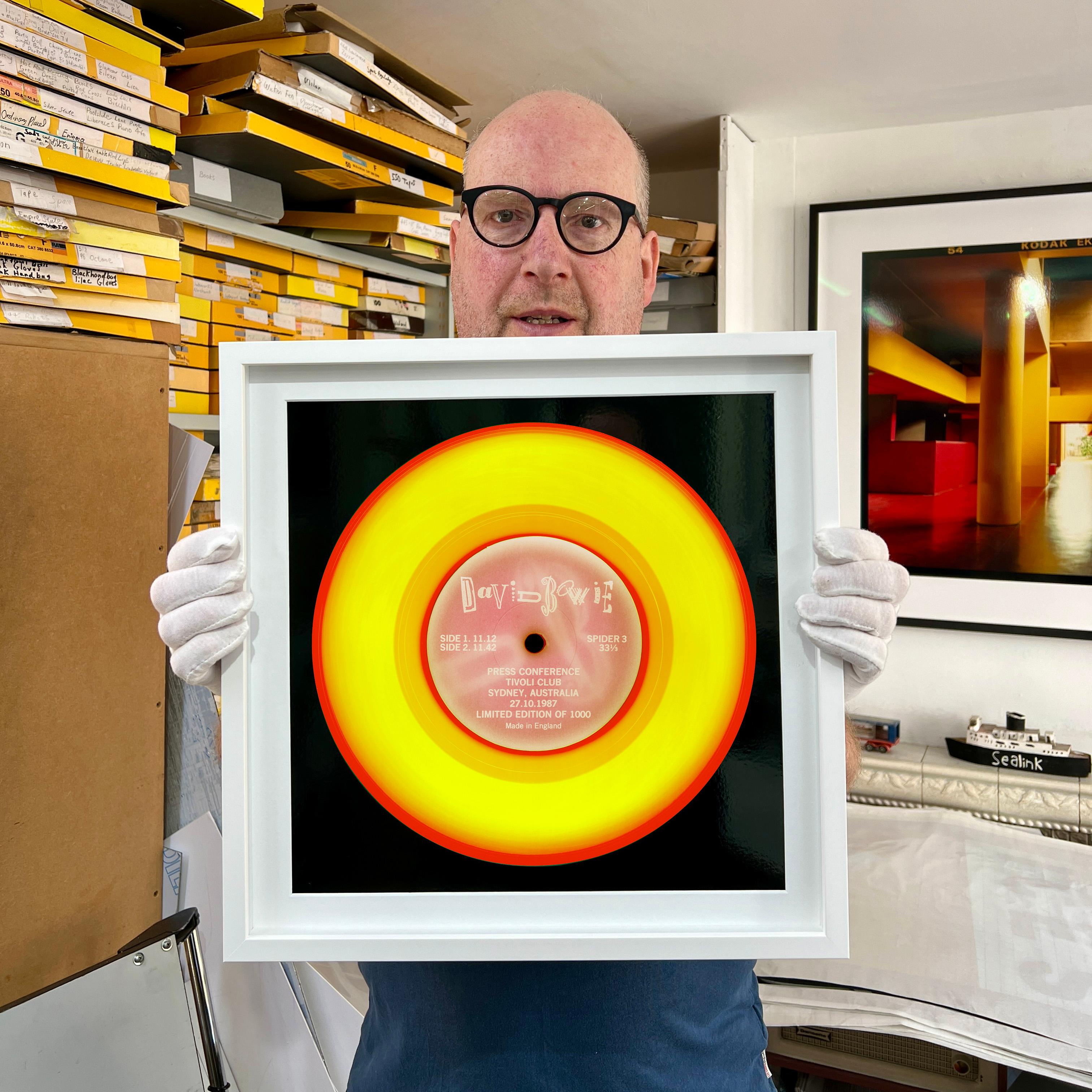 The Collective 'Press Conference (Vivid Yellow)' - Photographie couleur Pop Art en vente 1