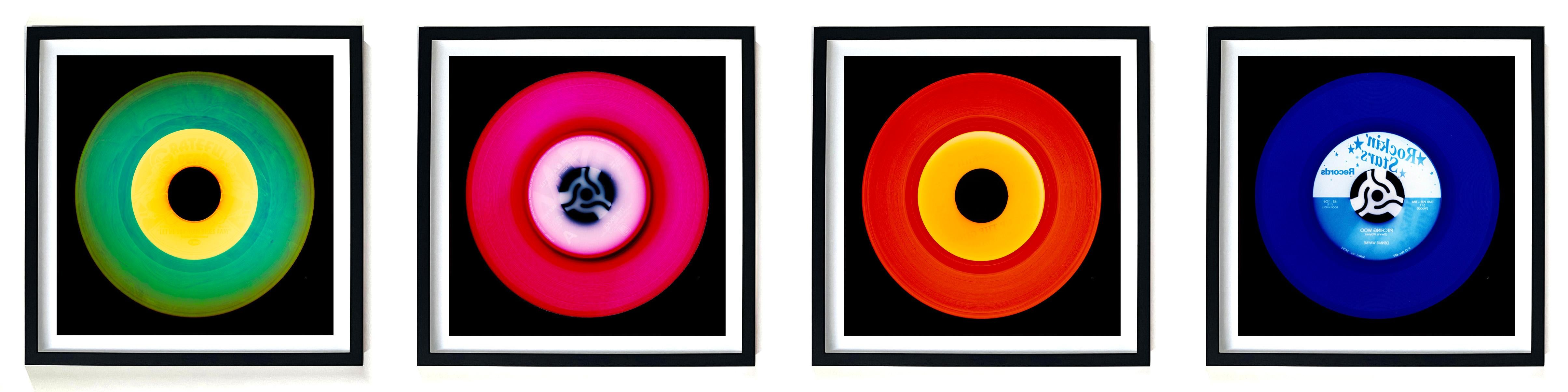 Ensemble de quatre grandes photographies Pop Art multicolores encadrées en vinyle de la collection