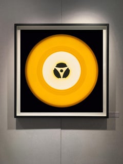 Collection Vinyl jaune des années 70, photographie conceptuelle en couleur Pop Art