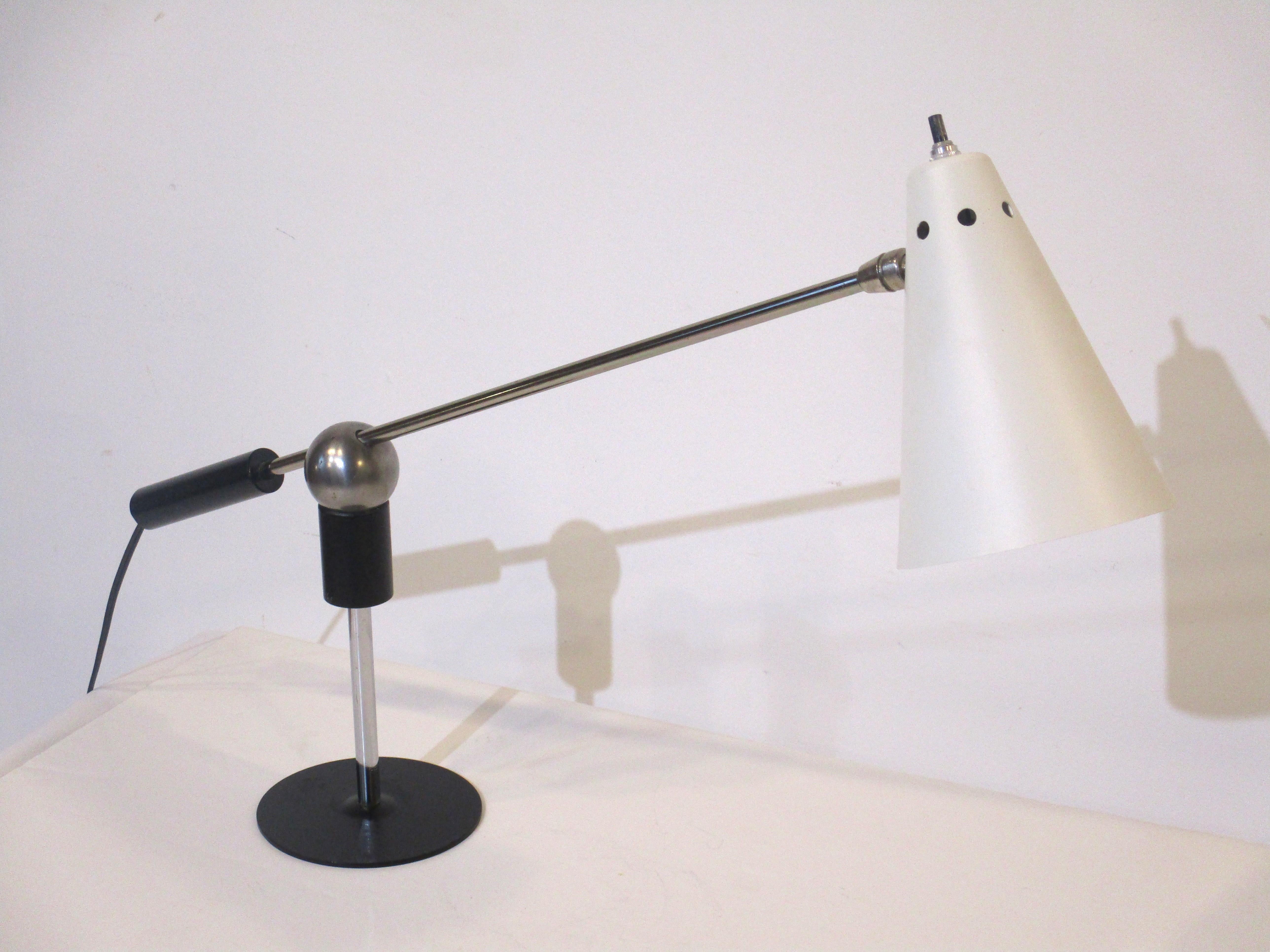 Lampada da tavolo o da scrivania Heifetz di Gilbert Waltrous in vendita 3