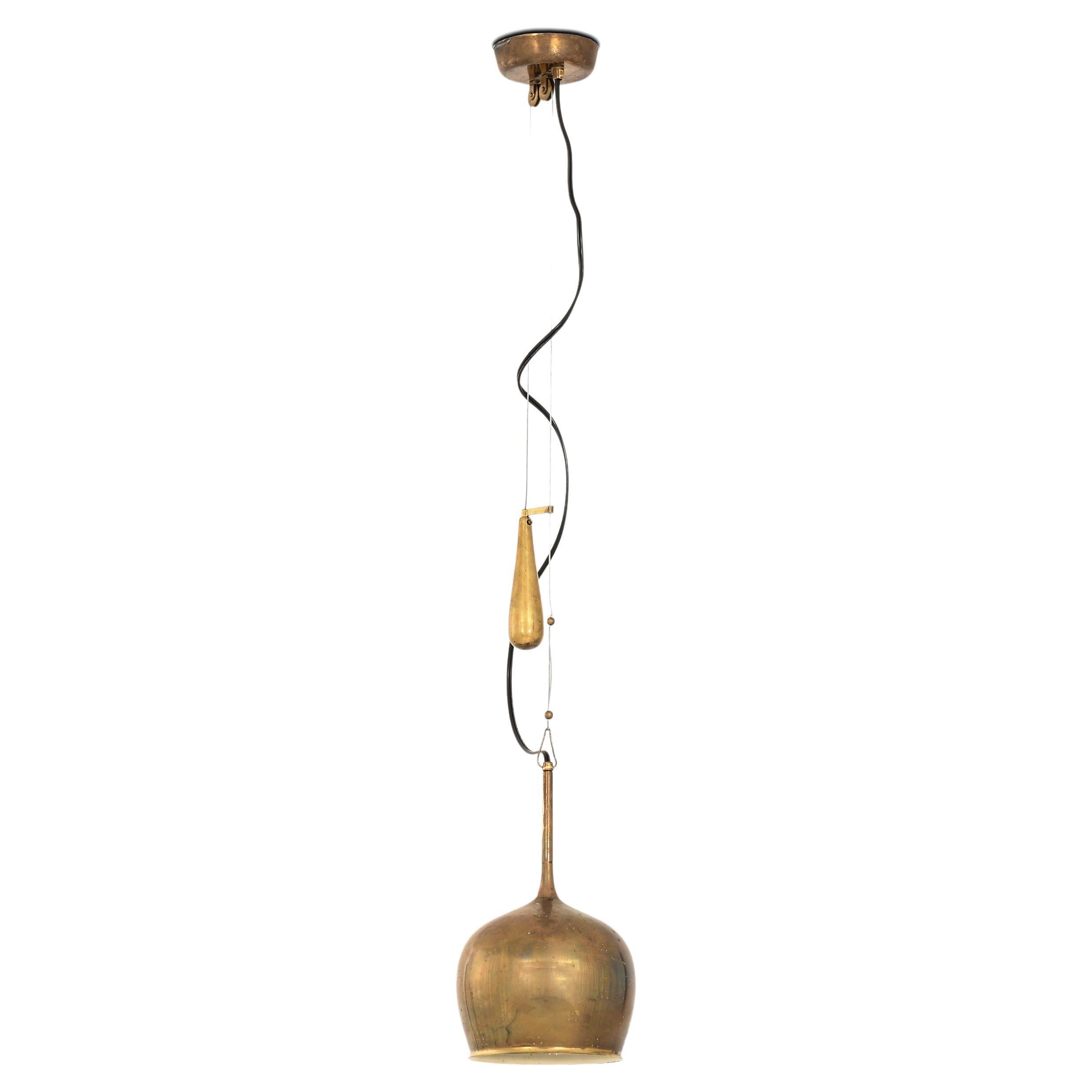 Lampade da soffitto regolabili in altezza in ottone di Paavo Tynell, anni '50 in vendita