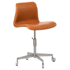 Height-Adjustable Office Chair in Leather and Steel, 1960s