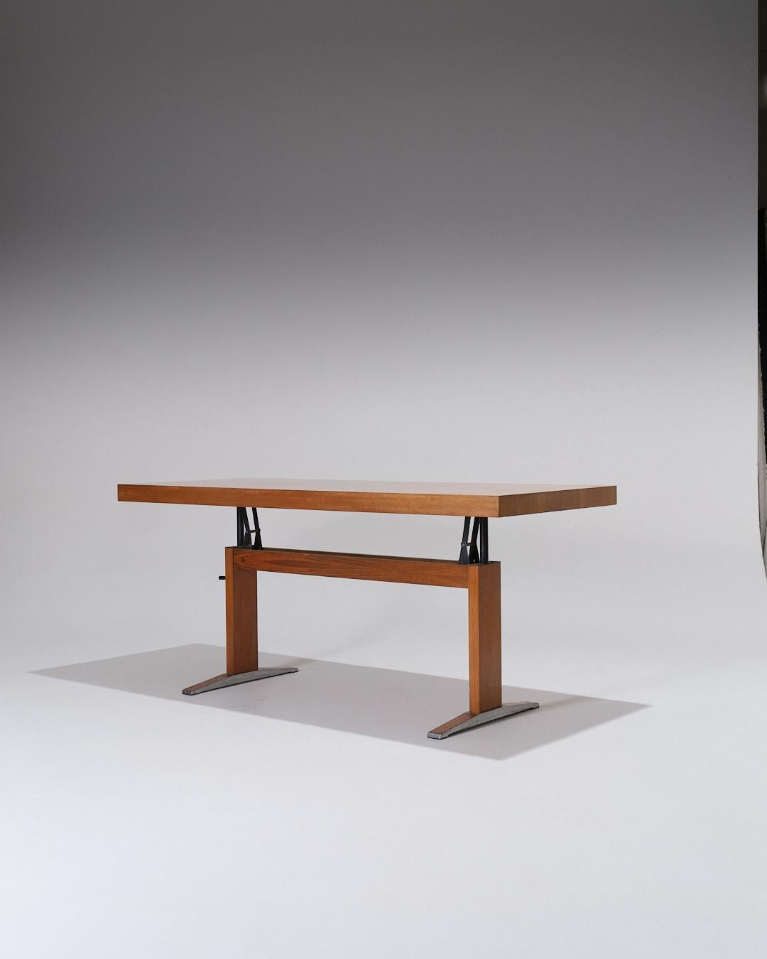 Height-Adjustable Wooden Dining Table, 1970s en vente 1