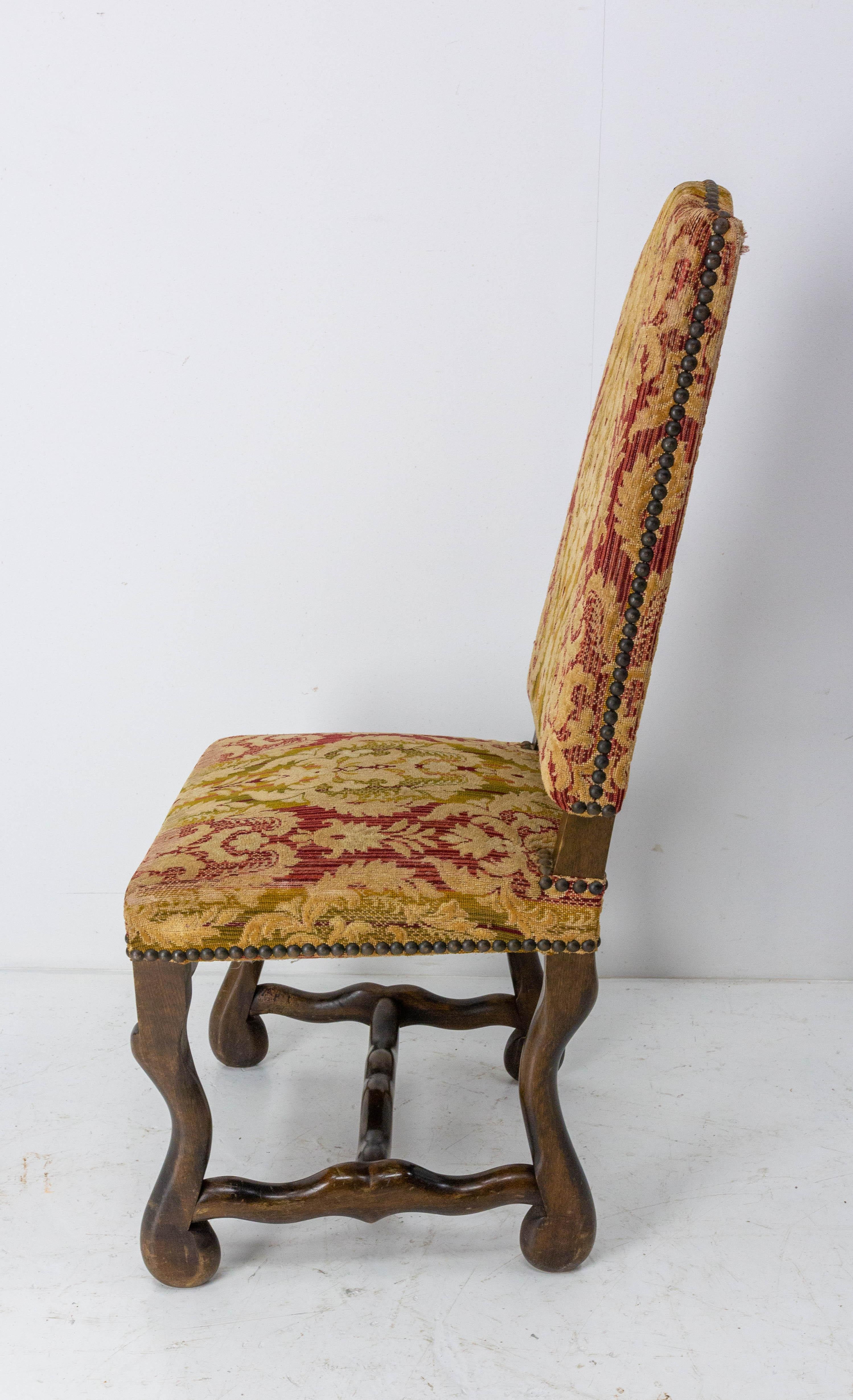 Acht französische Esszimmerstühle aus Buche, Os de Mouton, Louis XIII.-Stil, um 1960 im Angebot 1